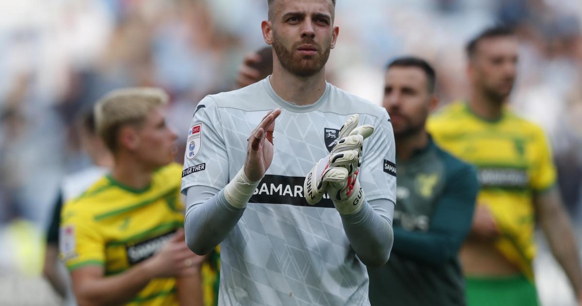 Angus Gunn challenged to grab number one jersey after first Scotland  call-up