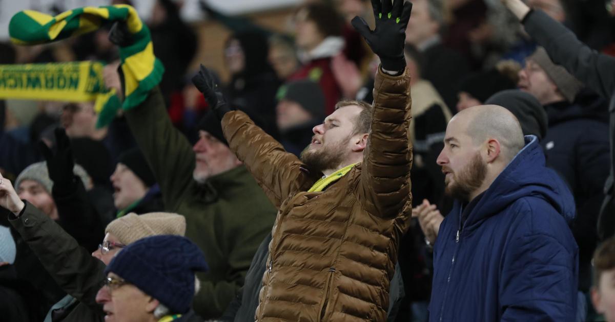 Norwich City 4-2 Watford: Championship fan reaction | The Pink Un